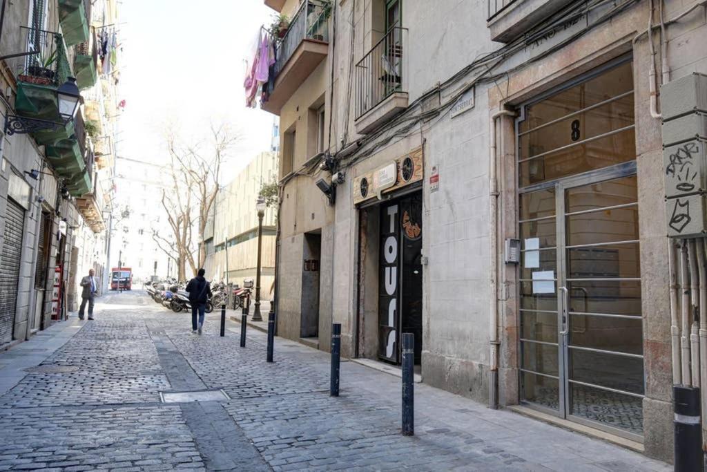 7 Pax Montserrat Ramblas Barcelona บาร์เซโลนา ภายนอก รูปภาพ
