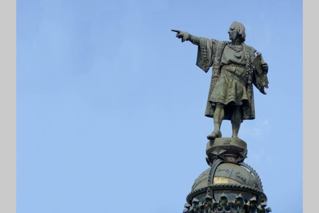 7 Pax Montserrat Ramblas Barcelona บาร์เซโลนา ภายนอก รูปภาพ