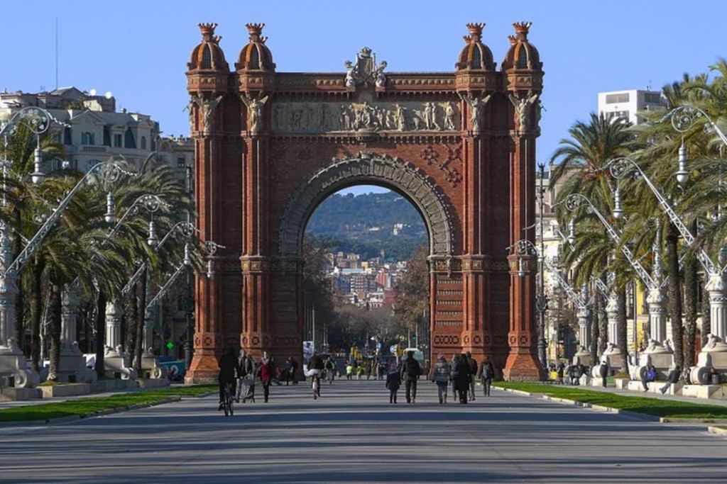 7 Pax Montserrat Ramblas Barcelona บาร์เซโลนา ภายนอก รูปภาพ